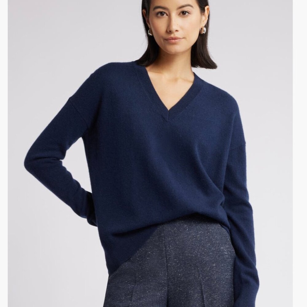 Nordstrom V Neck Cashmere Sweater XS